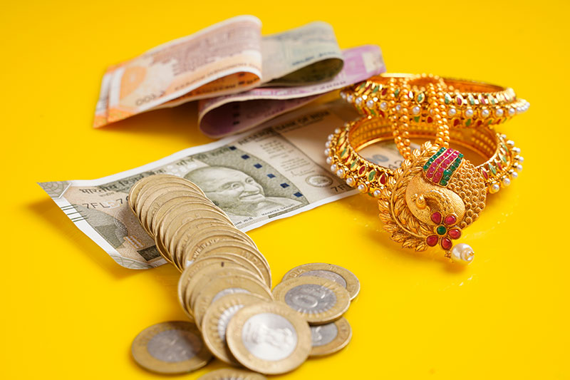 What Should Indians Consider Regarding The Gold Rate In India Today?