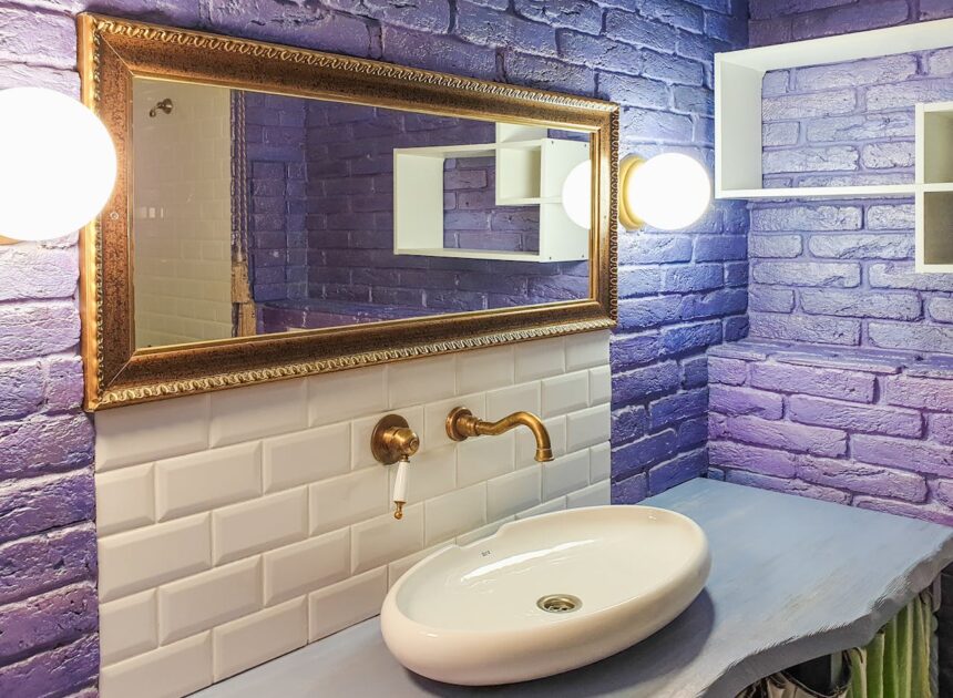 Custom Home Mirrors & Gym Mirror Installation: What You Need to Know